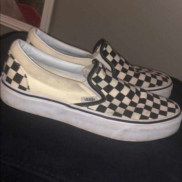Vans - Picture 1 of 1